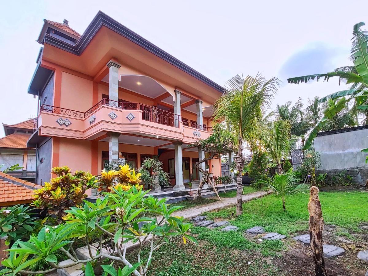 Gusti Rai House Hotel Ubud  Exterior photo